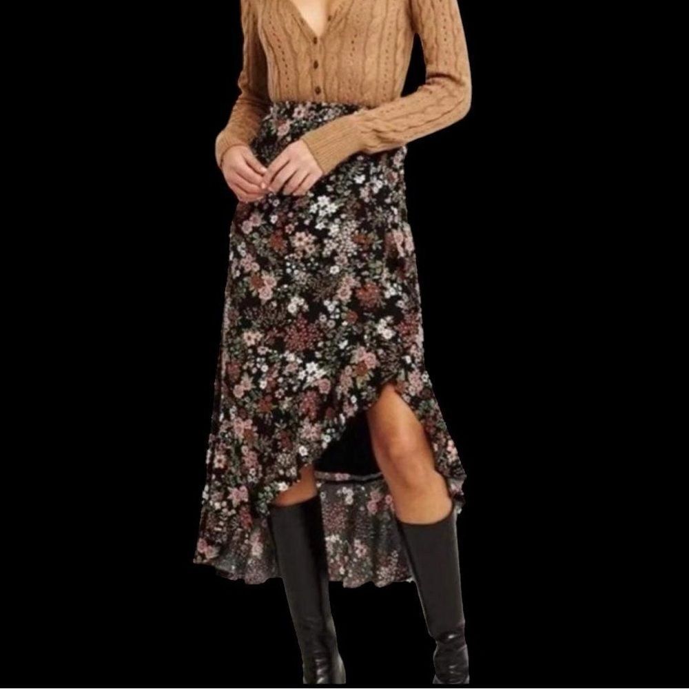 🌼 Abercrombie & Fitch Floral Ruffle Wrap Skirt sz XS - Picture 3 of 17